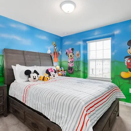 5Br Family Retreat Mickey, Toy Story Rooms, Private Pool
